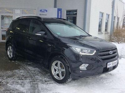 Schwarz Gebraucht 2018 Ford Kuga ST-Line SUV | 15.980 € (Fairer Preis)