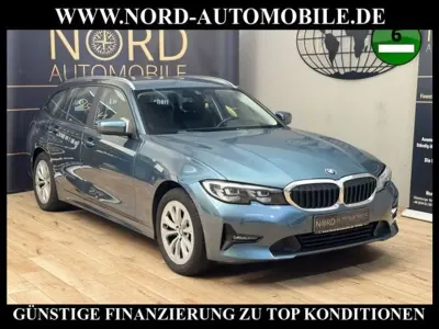 Gebraucht BMW 318 Advantage 150 PS (110 kW) 2021 Blau Kombi
