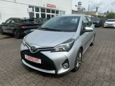 Gebraucht Toyota Yaris Edition-S 69 PS (50 kW) 2016 Silber Kleinwagen
