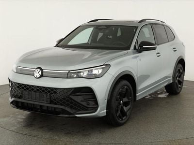 Neu VW Tiguan R-line 193 PS (141 kW) 2026 Oyster silver metallic SUV