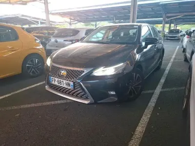Gebraucht Lexus CT200h Executive Line 136 PS (100 kW) 2020 Grau Limousine