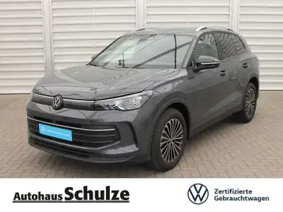 Gebraucht VW Tiguan Goal 150 PS (110 kW) 2025 Grau SUV