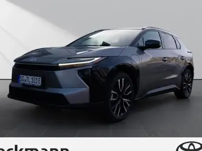 Usata Toyota bZ4X Lounge 252 kW (343 CV) 2026 Grigio SUV