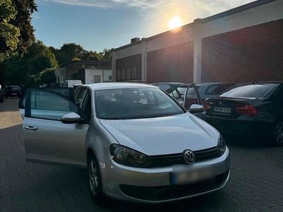 Gebraucht VW Golf VI 58 PS (42 kW) 2010 Silber Kleinwagen