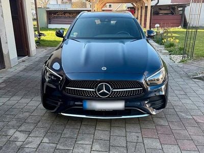 Second-hand Mercedes E220 AMG line 200 CP (147 kW) 2022 Albastru Break
