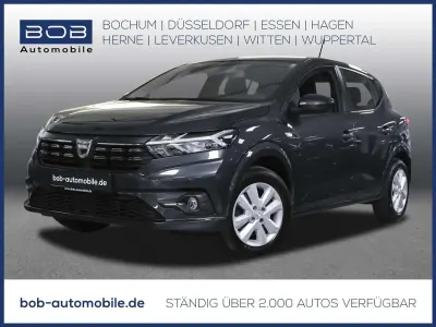 Usata Dacia Sandero Comfort 91 CV (66 kW) 2022 Grigio Berlina