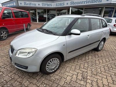 Silber Gebraucht 2008 Skoda Fabia Ambiente Kleinwagen | 2.999 € (Etwas zu teuer)