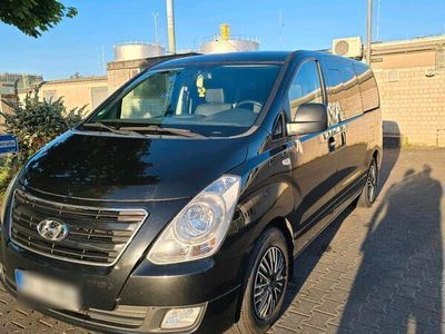 Hyundai H-1