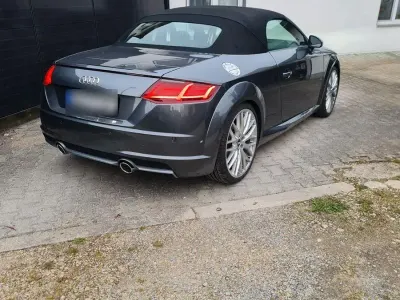 Usata Audi TT Roadster Sport 184 CV (135 kW) 2015 Grigio Cabrio
