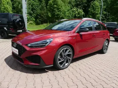 Gebraucht Hyundai i30 N Line 160 PS (117 kW) 2023 Rot Kombi