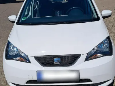 Gebraucht Seat Mii Chic 75 PS (55 kW) 2016 Weiß Kleinwagen