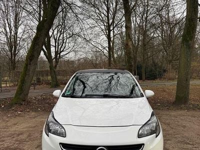 Weiß Gebraucht 2017 Opel Corsa Edition Kleinwagen | 5.000 € (Guter Preis)