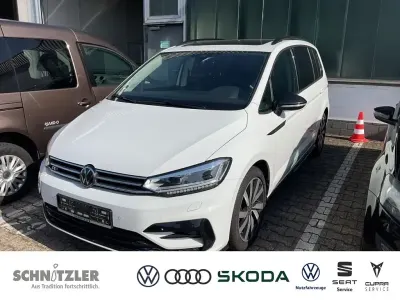 Gebraucht VW Touran Highline 150 PS (110 kW) 2025 Weiss Van / Kleinbus