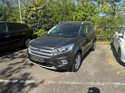 Gebraucht Ford Kuga Cool & Connect 150 PS (110 kW) 2018 Grau SUV