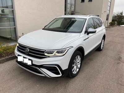 Gebraucht VW Tiguan Allspace Elegance 200 PS (147 kW) 2022 Weiß SUV