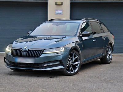 Grau Gebraucht 2020 Skoda Superb SportLine Kombi | 18.500 €