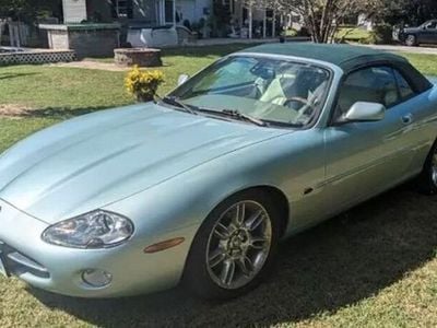 Jaguar XK8