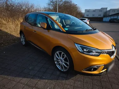 Brugt Renault Scénic IV Initiale Paris 132 HK (97 kW) 2017 Gul MPV