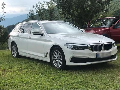 Gebraucht BMW 520 Sport Line 190 PS (139 kW) 2017 Weiß Kombi