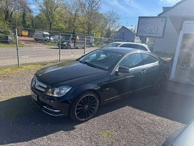 Gebraucht Mercedes C180 156 PS (114 kW) 2012 Schwarz Coupé