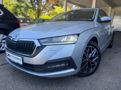 Gebraucht Skoda Octavia Clever 150 PS (110 kW) 2022 Silber Kombi