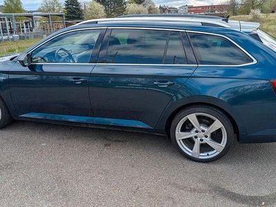 Usata Skoda Superb LAURIN & KLEMENT 190 CV (139 kW) 2019 Blu Station wagon