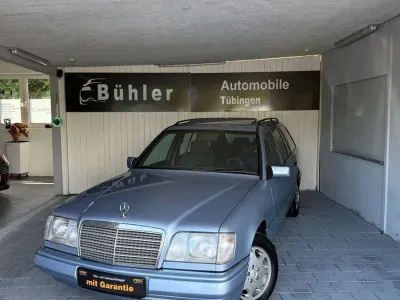 Gebraucht Mercedes E280 193 PS (141 kW) 1993 Blau Kombi