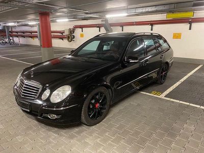 Schwarz Gebraucht 2008 Mercedes E280 Avantgarde Kombi | 4.950 € (Etwas zu teuer)