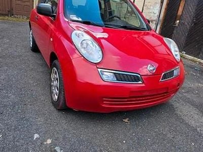 Usata Nissan Micra 65 CV (47 kW) 2010 Rosso Utilitaria