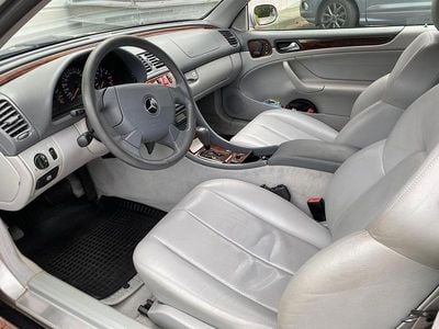 Second-hand Mercedes CLK230 193 CP (141 kW) 1998 Argintiu Cabrio