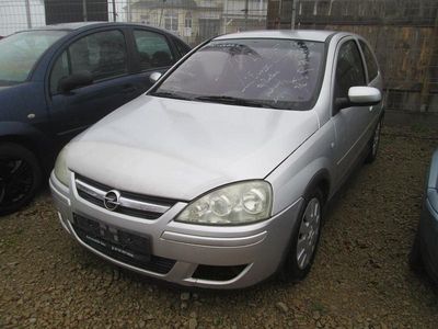 Gebraucht Opel Corsa Sport 90 PS (66 kW) 2005 Silber Coupé