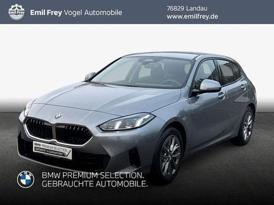 Gebraucht BMW 120 156 PS (114 kW) 2024 Skyscraper grau metallic Kleinwagen
