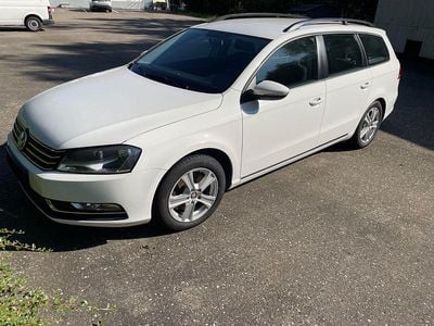 Second-hand VW Passat Trendline 122 CP (89 kW) 2013 Alb Break
