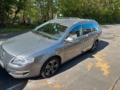 Usata VW Passat 140 CV (102 kW) 2006 Marrone Station wagon