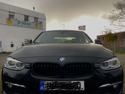 gebraucht BMW 320 Aut.Lim.Luxury LineLED*Navi*Leder*Etc.