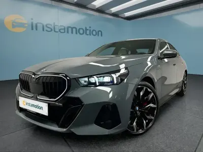 Usata BMW 550 489 CV (359 kW) 2025 Verde Berlina