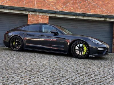 Porsche Panamera Turbo S