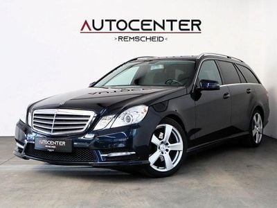 Gebraucht Mercedes E200 Elegance 184 PS (135 kW) 2013 Blau Kombi