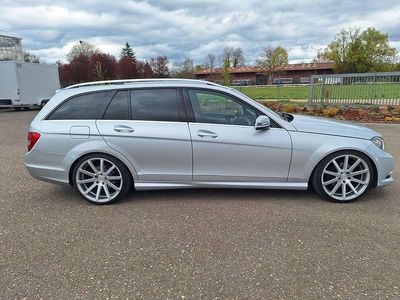 Gebraucht Mercedes C220 170 PS (125 kW) 2011 Silber Limousine