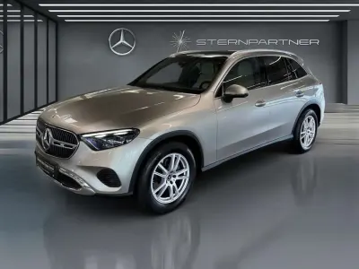 Gebraucht Mercedes GLC220 Avantgarde 197 PS (144 kW) 2023 Silber SUV