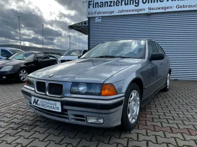 Gebraucht BMW 318 116 PS (85 kW) 1995 Grau Limousine