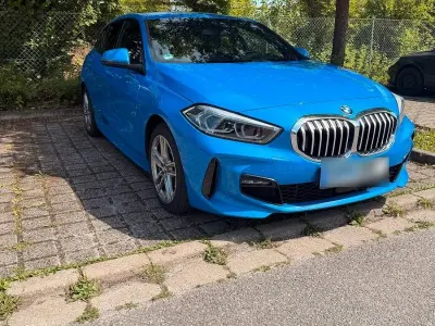 Gebraucht BMW 118 M Sport 140 PS (102 kW) 2020 Blau Limousine