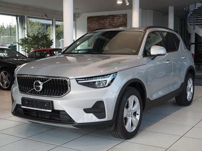 Gebraucht Volvo XC40 129 PS (94 kW) 2023 Grau SUV