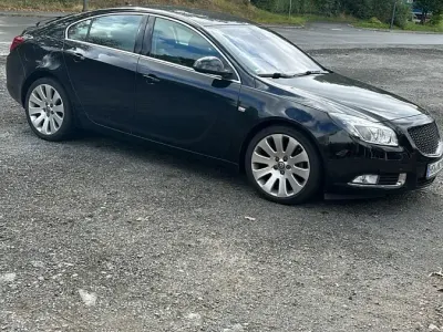 Gebraucht Opel Insignia 160 PS (117 kW) 2008 Schwarz Limousine