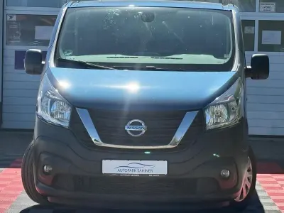 Usata Nissan NV300 Comfort 145 CV (106 kW) 2018 Blu Furgone