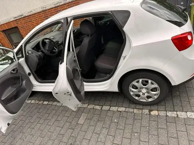 Gebraucht Seat Ibiza 86 PS (63 kW) 2010 Weiß Kleinwagen