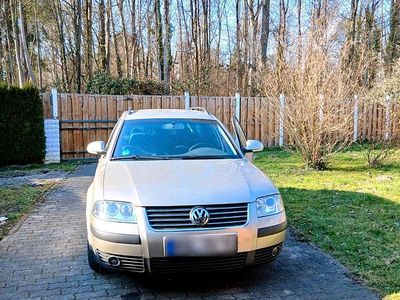Gebraucht VW Passat 136 PS (100 kW) 2004 Gold Kombi