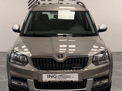 Beige Gebraucht 2015 Skoda Yeti GreenLine SUV | 7.799 €