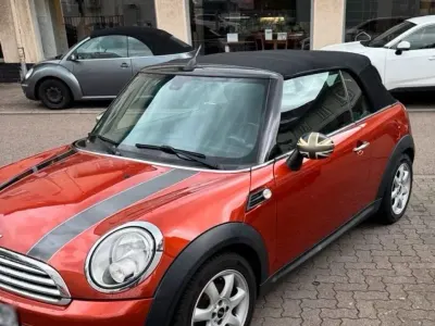 Gebraucht Mini Cooper Cabriolet 122 PS (89 kW) 2011 Orange Cabrio