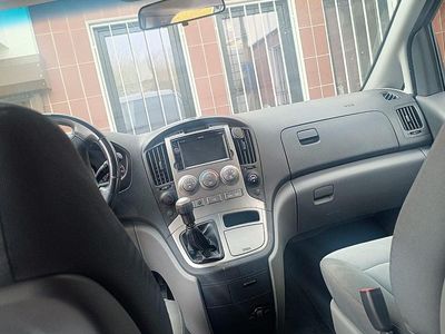 Gebraucht Hyundai H-1 170 PS (125 kW) 2009 Silber Van / Kleinbus